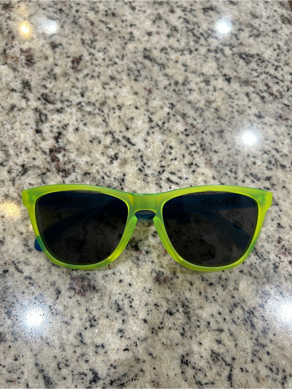 Oakley FROGSKINS Limited Edition Blacklight Yellow Blue w/Black Tinted Lenses